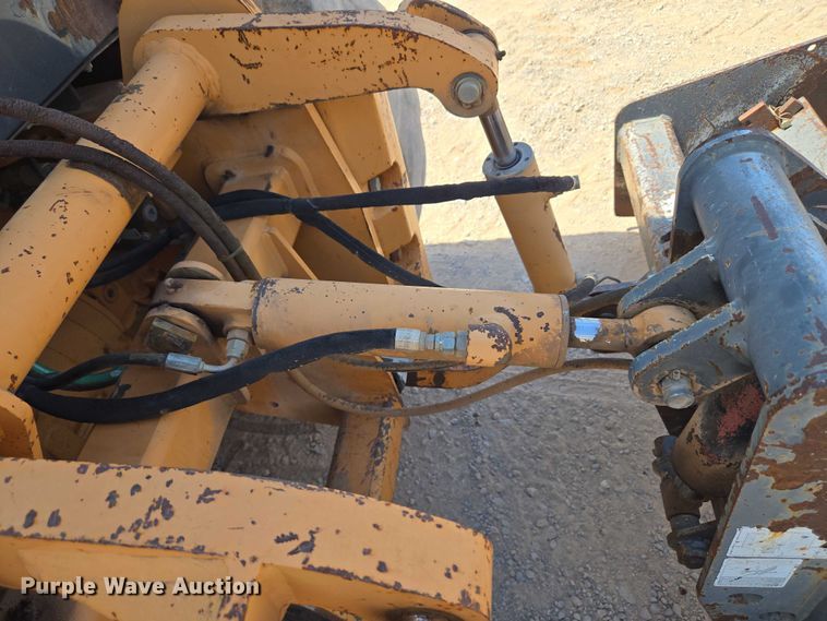 image for item EU3621 2005 Case 570MXT landscape tractor