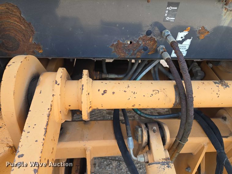 image for item EU3621 2005 Case 570MXT landscape tractor