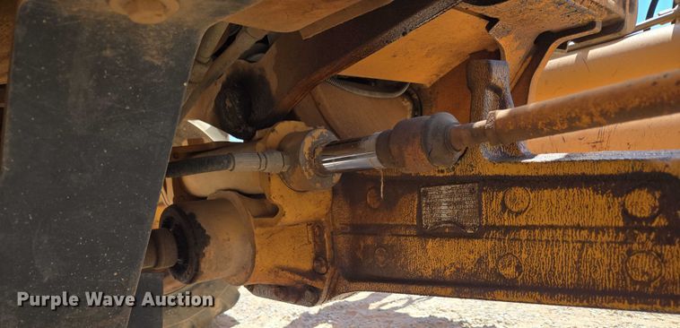 image for item EU3621 2005 Case 570MXT landscape tractor