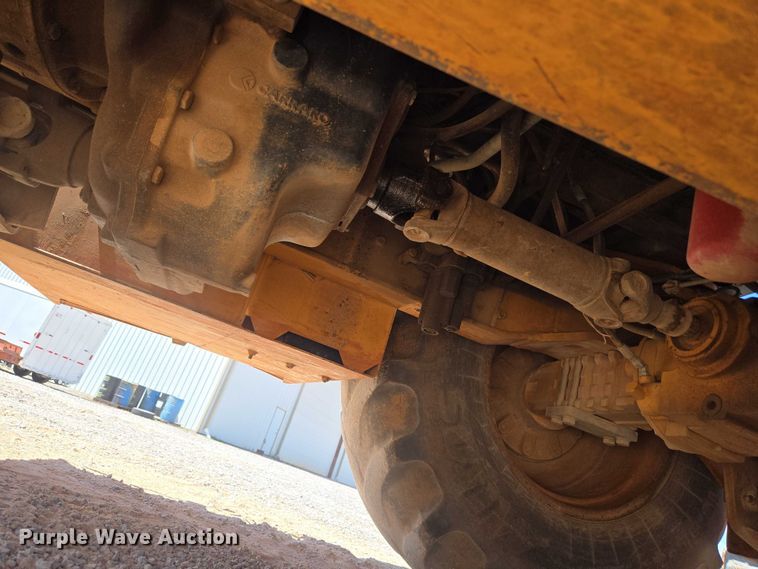 image for item EU3621 2005 Case 570MXT landscape tractor