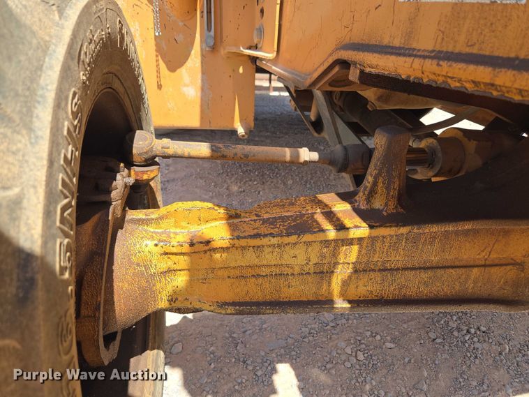 image for item EU3621 2005 Case 570MXT landscape tractor