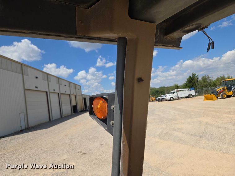 image for item EU3621 2005 Case 570MXT landscape tractor