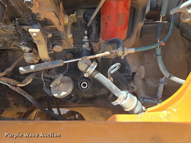 image for item EU3621 2005 Case 570MXT landscape tractor