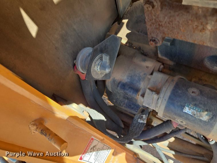 image for item EU3621 2005 Case 570MXT landscape tractor