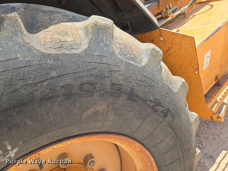 image for item EU3621 2005 Case 570MXT landscape tractor