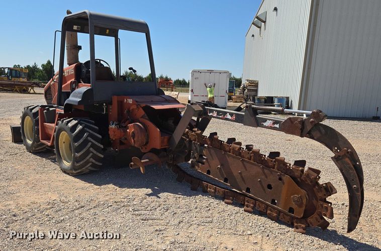 image for item EU3622 2003 Ditch Witch RT115H trencher