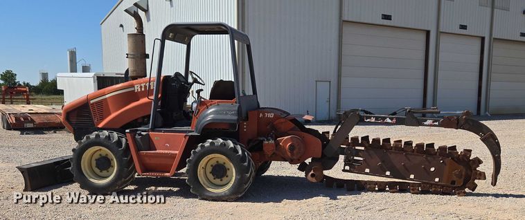 image for item EU3622 2003 Ditch Witch RT115H trencher