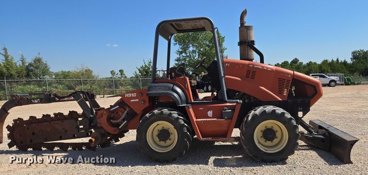 image for item EU3622 2003 Ditch Witch RT115H trencher