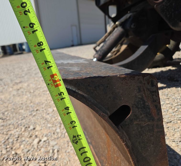 image for item EU3622 2003 Ditch Witch RT115H trencher