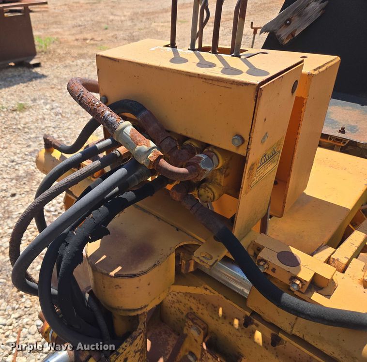 image for item EU3623 1977 Case Fleetline 30+4 trencher