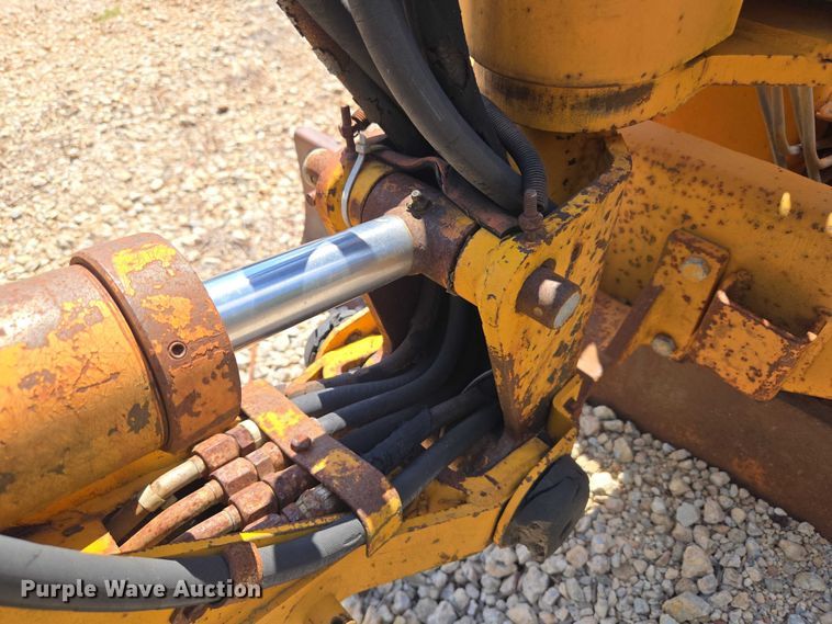 image for item EU3623 1977 Case Fleetline 30+4 trencher