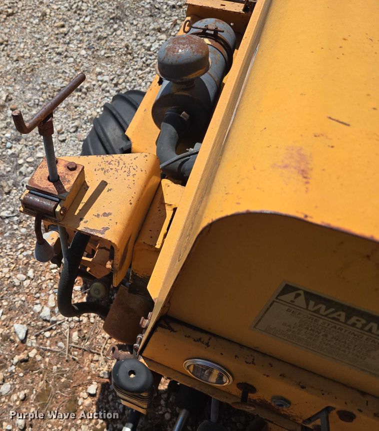 image for item EU3623 1977 Case Fleetline 30+4 trencher