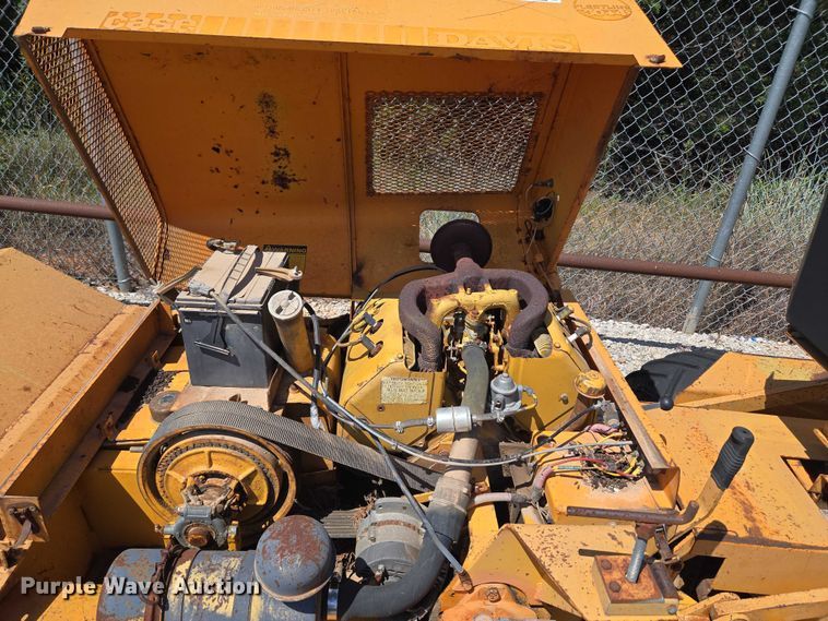 image for item EU3623 1977 Case Fleetline 30+4 trencher