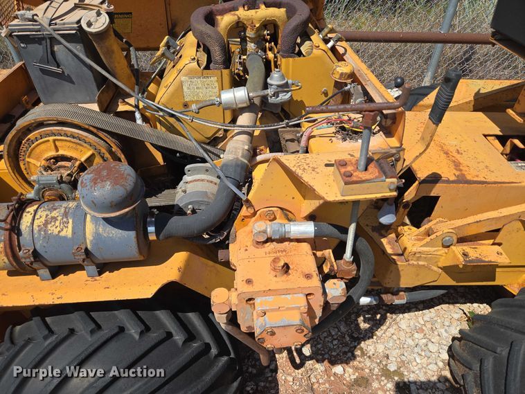 image for item EU3623 1977 Case Fleetline 30+4 trencher