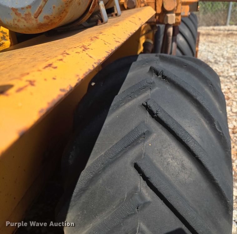 image for item EU3623 1977 Case Fleetline 30+4 trencher