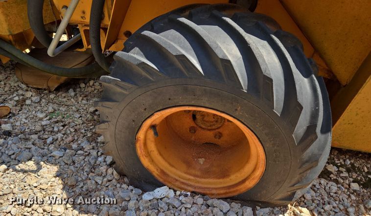 image for item EU3623 1977 Case Fleetline 30+4 trencher