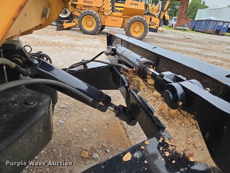 image for item EU3636 2001 Case 960 cable plow