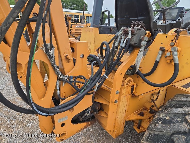 image for item EU3636 2001 Case 960 cable plow