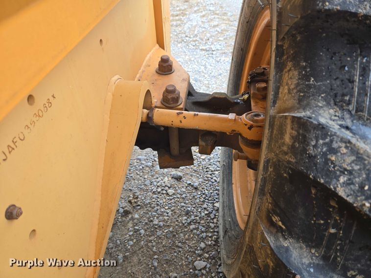 image for item EU3636 2001 Case 960 cable plow