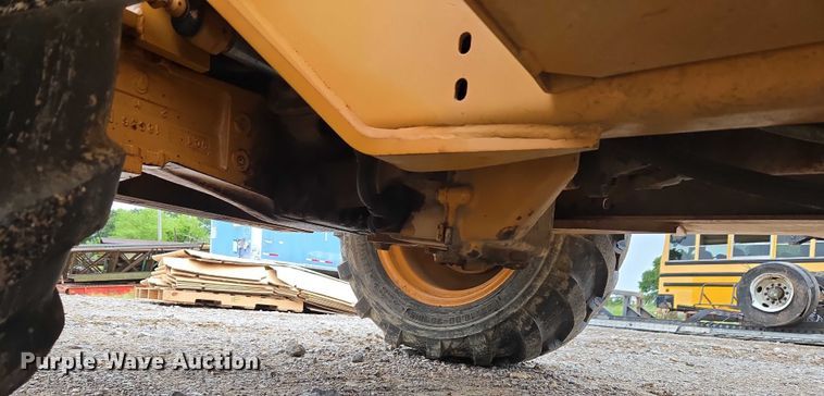 image for item EU3636 2001 Case 960 cable plow