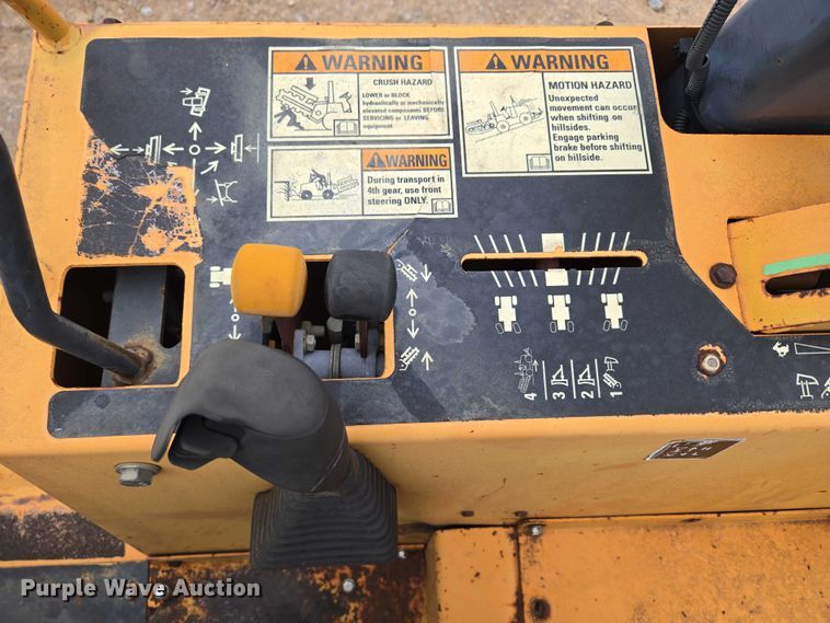 image for item EU3636 2001 Case 960 cable plow