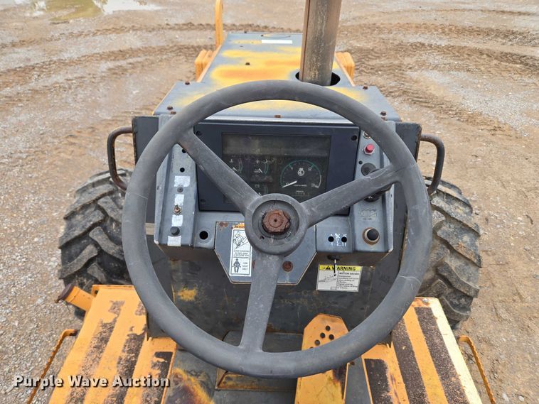 image for item EU3636 2001 Case 960 cable plow