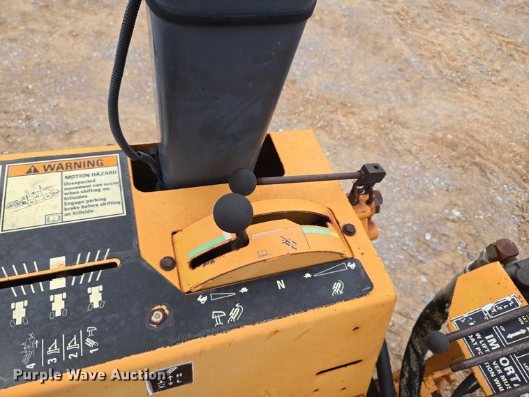 image for item EU3636 2001 Case 960 cable plow