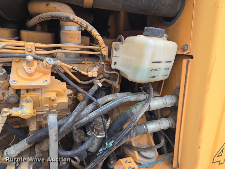 image for item EU3636 2001 Case 960 cable plow