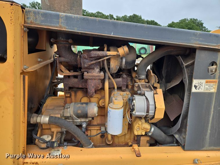 image for item EU3636 2001 Case 960 cable plow