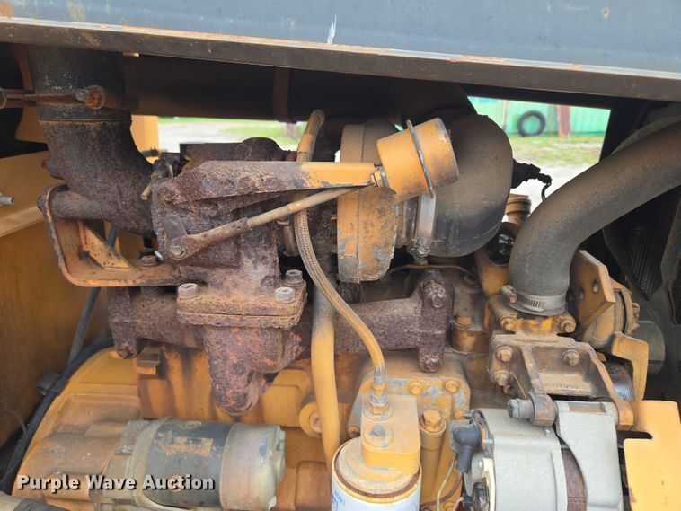 image for item EU3636 2001 Case 960 cable plow