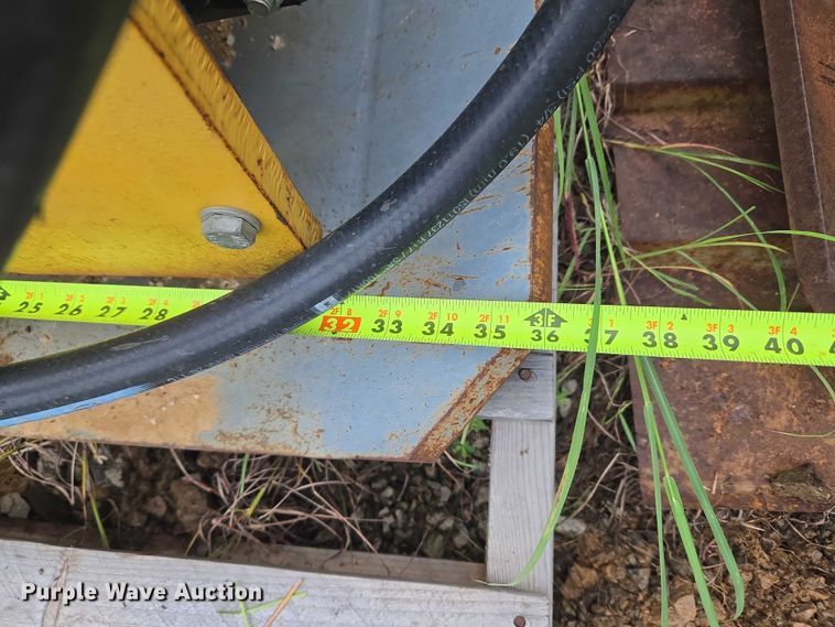 image for item EU3638 Atlas Copco HC 409 excavator plate compactor