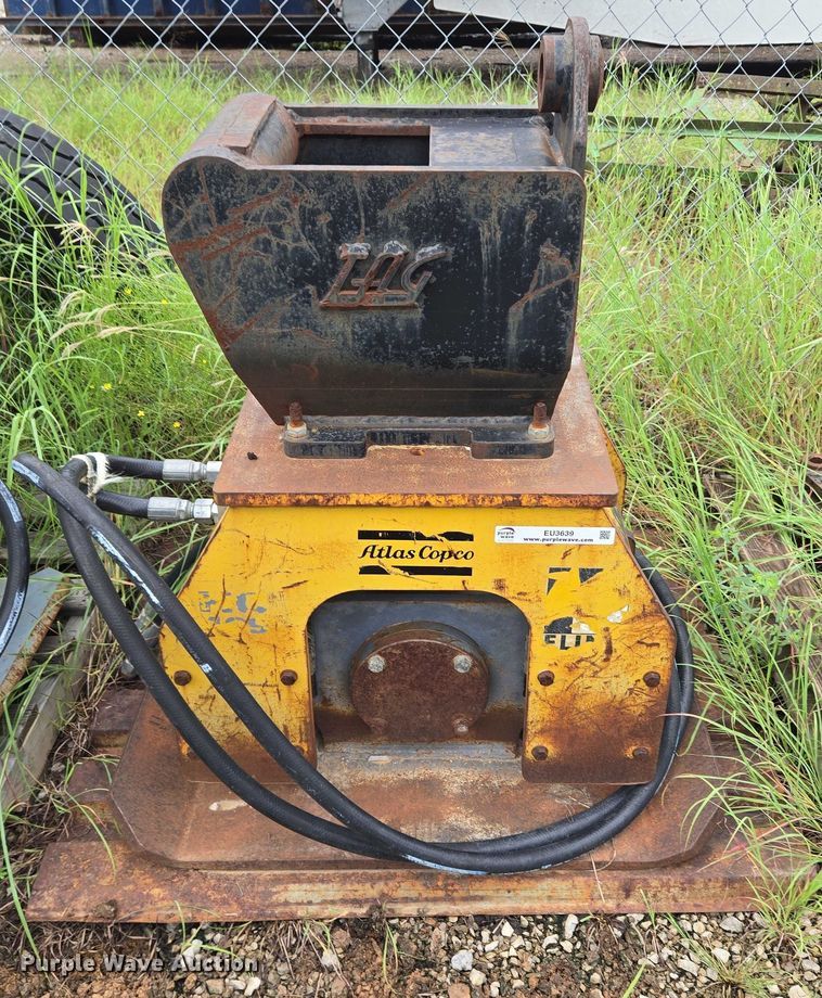 image for item EU3639 Atlas Copco HC 409 excavator plate compactor