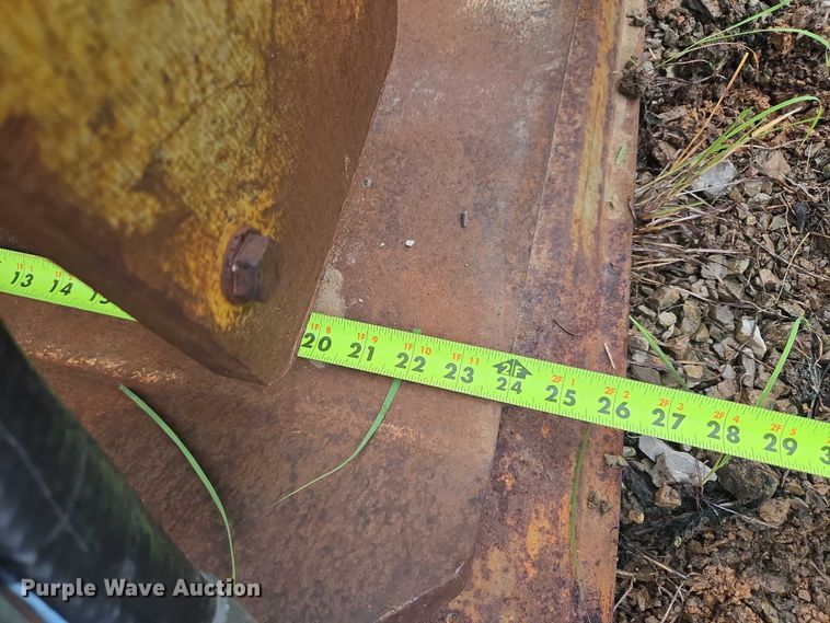 image for item EU3639 Atlas Copco HC 409 excavator plate compactor