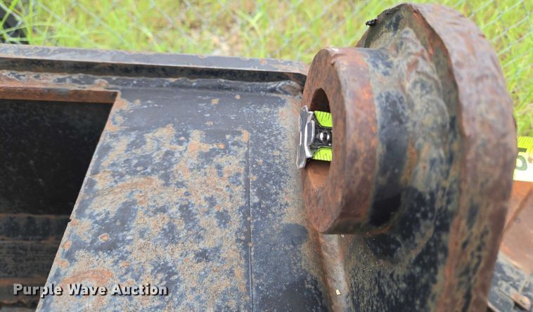 image for item EU3639 Atlas Copco HC 409 excavator plate compactor