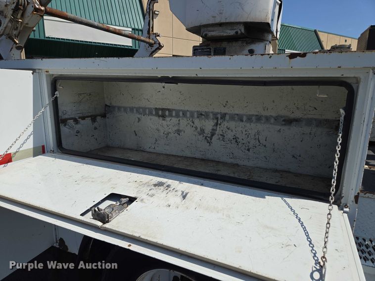 image for item EV1579 2012 International DuraStar 4300 cable placer bucket truck