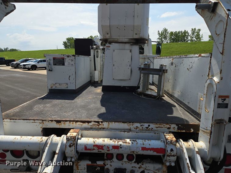 image for item EV1579 2012 International DuraStar 4300 cable placer bucket truck