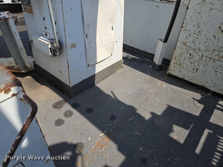 image for item EV1579 2012 International DuraStar 4300 cable placer bucket truck