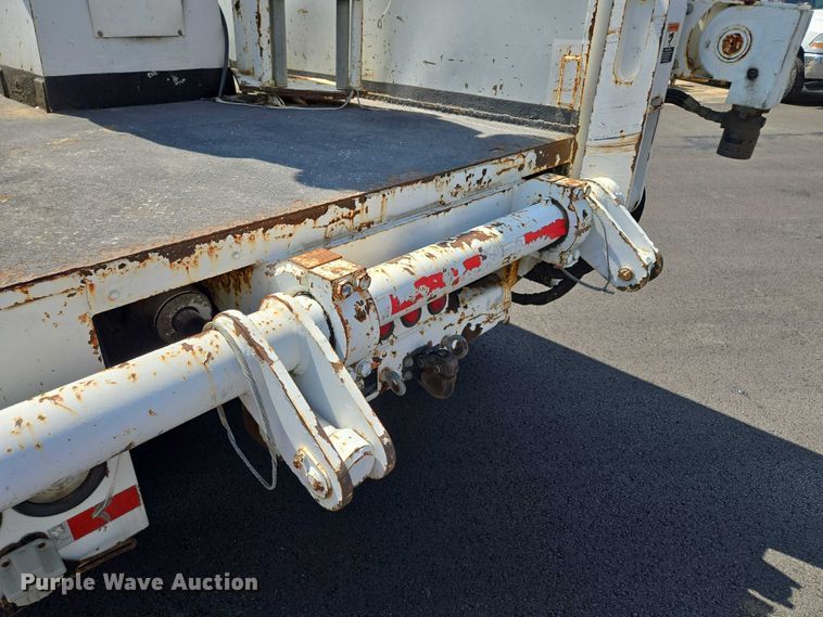 image for item EV1579 2012 International DuraStar 4300 cable placer bucket truck