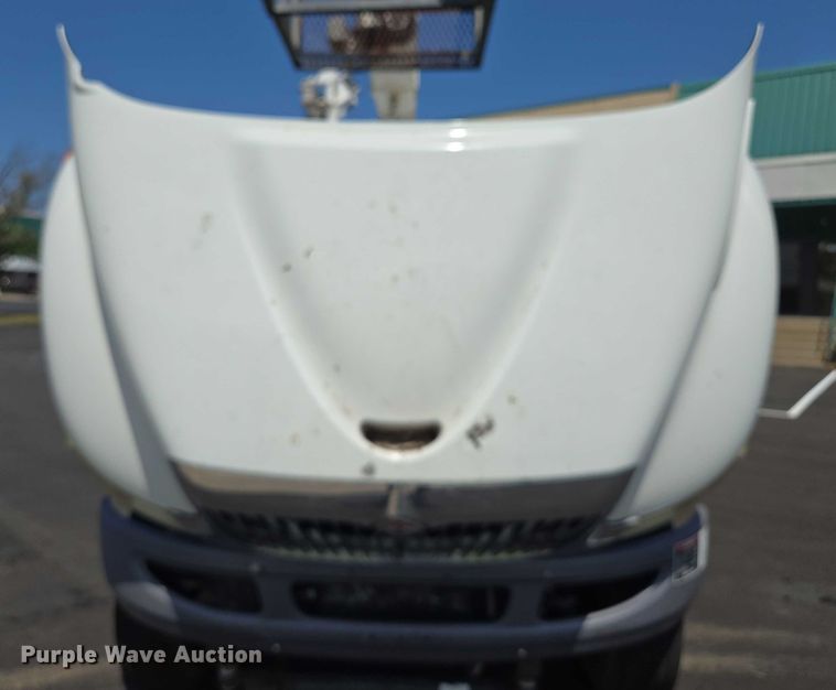 image for item EV1579 2012 International DuraStar 4300 cable placer bucket truck