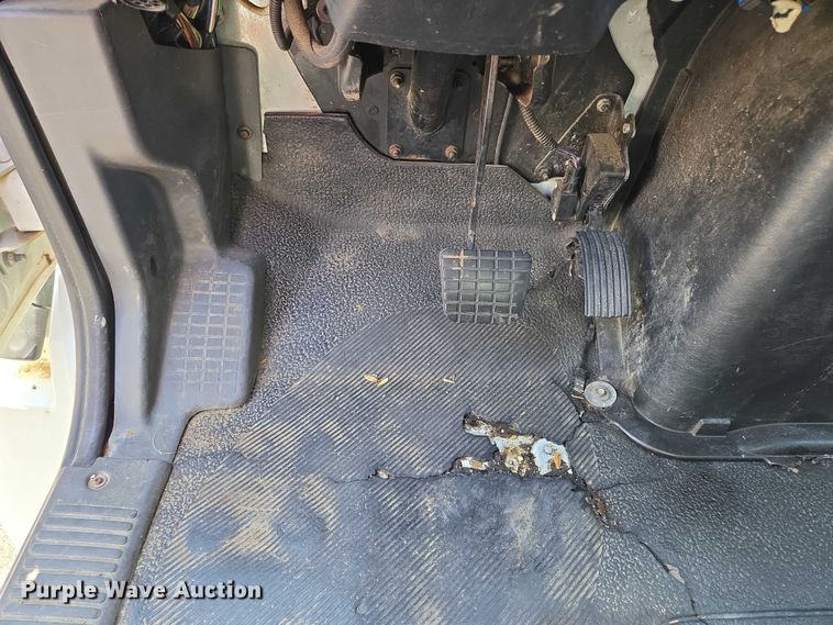 image for item EV1579 2012 International DuraStar 4300 cable placer bucket truck