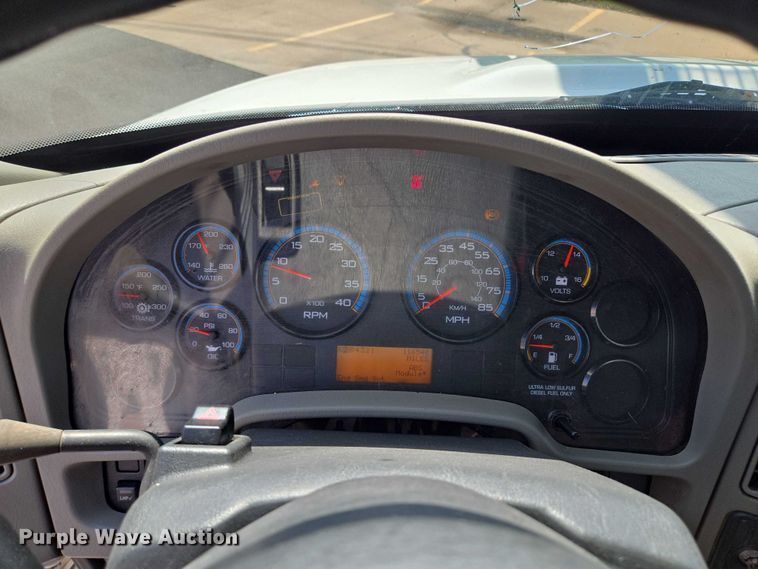 image for item EV1579 2012 International DuraStar 4300 cable placer bucket truck