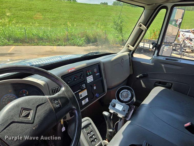 image for item EV1579 2012 International DuraStar 4300 cable placer bucket truck