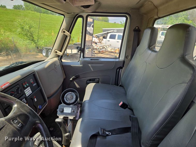 image for item EV1579 2012 International DuraStar 4300 cable placer bucket truck