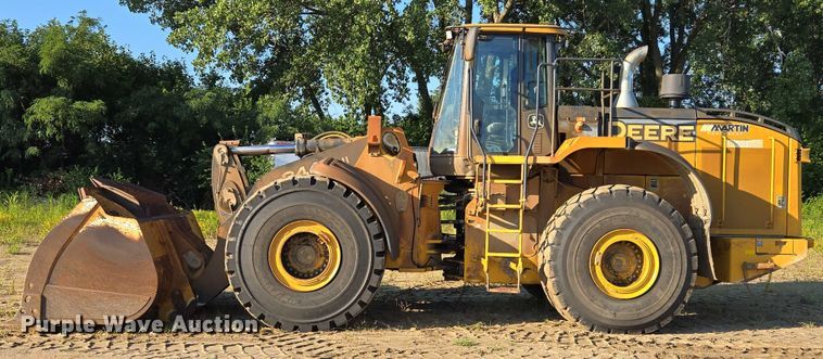 image for item EV1584 2017 John Deere 844K-III wheel loader