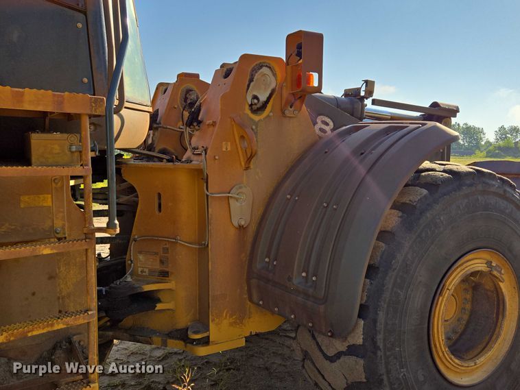 image for item EV1584 2017 John Deere 844K-III wheel loader