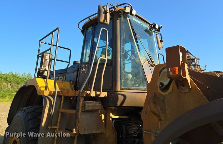 image for item EV1584 2017 John Deere 844K-III wheel loader
