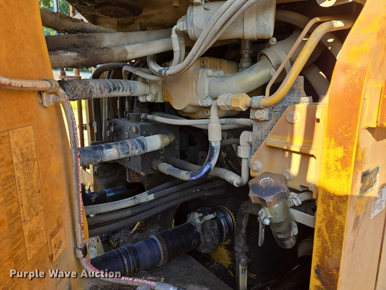 image for item EV1584 2017 John Deere 844K-III wheel loader