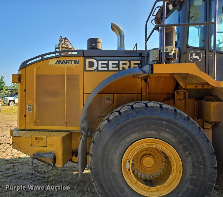 image for item EV1584 2017 John Deere 844K-III wheel loader
