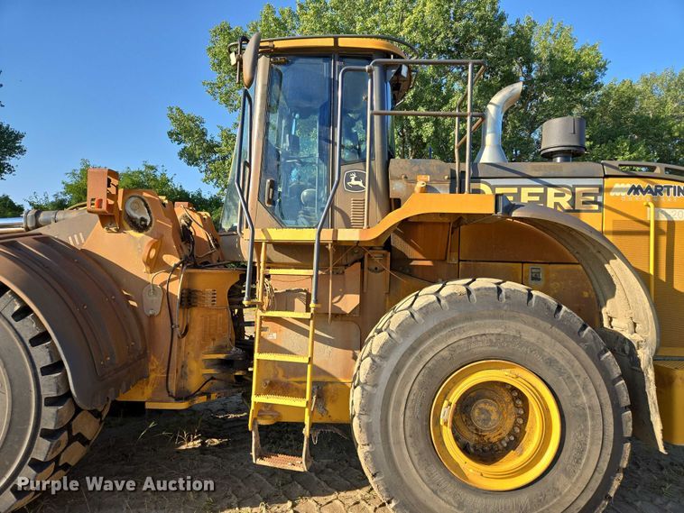 image for item EV1584 2017 John Deere 844K-III wheel loader