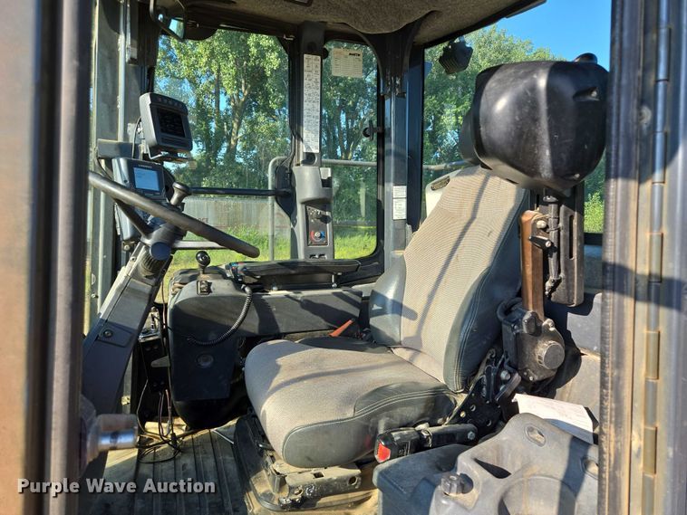 image for item EV1584 2017 John Deere 844K-III wheel loader